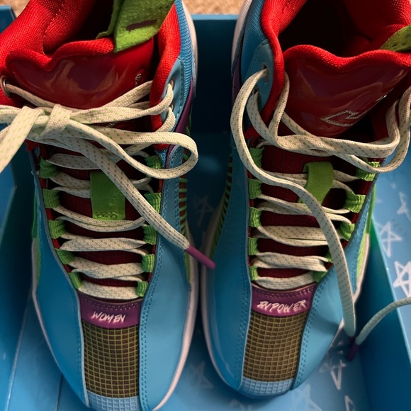 Air Jordan XXXV (35) WIP (GS) - Nike
Size 4.5Y
Worn once Excellent Condition - Picture 2 of 6